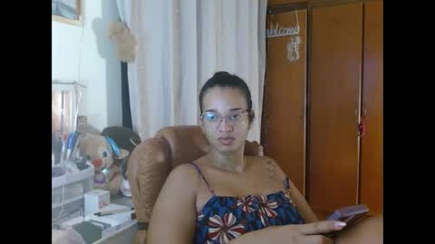 Snapshot of bonvivantb chatting on 01-16-25, 11:59 Queen Bon Vivantt online show from 01-16-25, 11:59