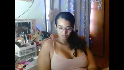 Snapshot of bonvivantb chatting on 02-26-25, 09:16 Queen Bon Vivantt online show from 02-26-25, 09:16