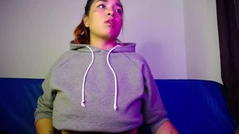 Snapshot of boobs_magic chatting on 10-22-25, 08:52 KIM online show from 10-22-25, 08:52