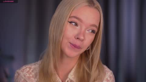 Snapshot of boobybliss chatting on 10-24-25, 07:38 Alina online show from 10-24-25, 07:38