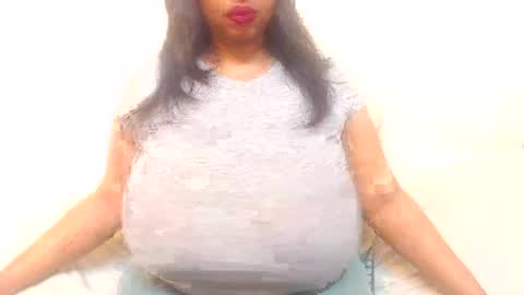 boobyqueen online show from 07-20-26, 12:29