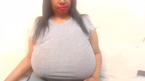 boobyqueen online show from 07-24-26, 02:04