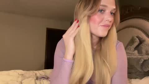 booksnlooksgirl online show from 01-08-25, 03:08