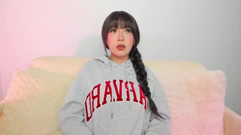 Snapshot of boonie_girl chatting on 10-07-25, 02:53 Booniee online show from 10-07-25, 02:53