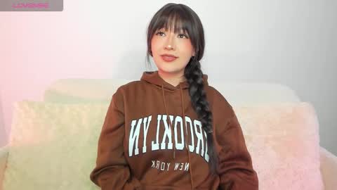 Snapshot of boonie_girl chatting on 10-23-25, 05:18 Booniee online show from 10-23-25, 05:18