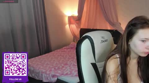 Snapshot of booozekirs_ chatting on 09-13-25, 02:33 Milena online show from 09-13-25, 02:33