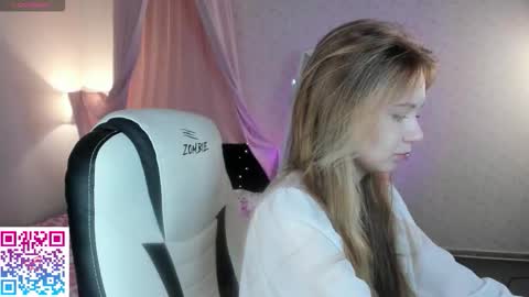 Snapshot of booozekirs_ chatting on 10-03-25, 02:41 Milena online show from 10-03-25, 02:41