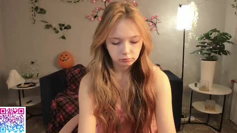 Snapshot of booozekirs_ chatting on 10-23-25, 03:06 Milena online show from 10-23-25, 03:06