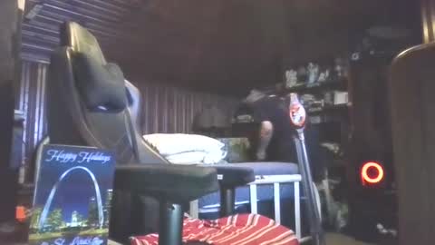 Booshwa online show from 06-15-26, 06:48