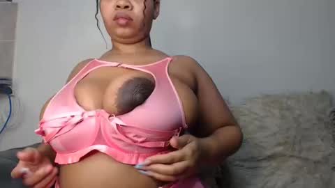 Snapshot of bootybangerxxx2 chatting on 11-07-25, 02:11 bootybangerxxx2 online show from 11-07-25, 02:11