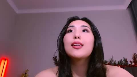 Mona online show from 12-21-24, 07:35