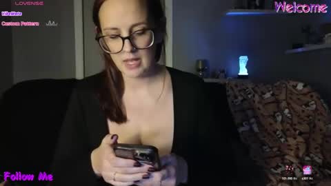 Snapshot of boredbustyhousewife chatting on 01-30-25, 08:01 boredbustyhousewife online show from 01-30-25, 08:01