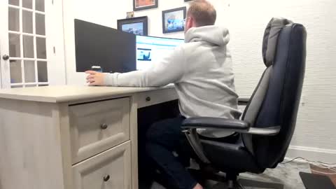 Boredhorndog online show from 12-08-24, 04:25