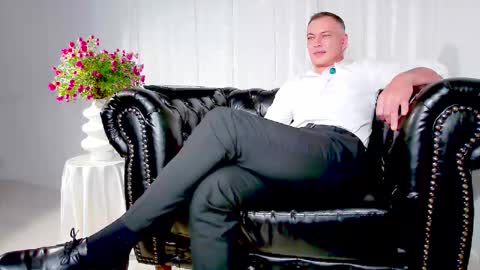 Borieth online show from 10-17-25, 06:54