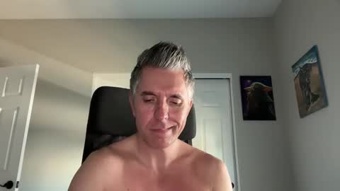 borisdm1976 online show from 12-30-24, 07:11