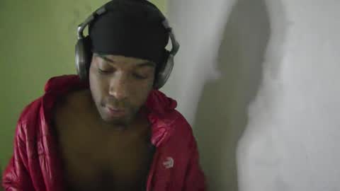 boss_playa98 online show from 05-04-26, 06:31