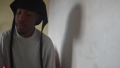 Snapshot of boss_playa98 chatting on 07-18-26, 04:11 boss_playa98 online show from 07-18-26, 04:11