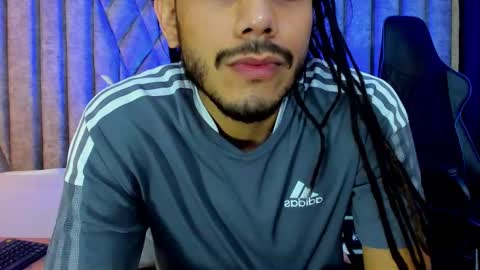 Boss online show from 10-22-25, 04:02