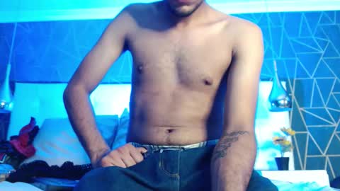 Boss online show from 12-04-25, 04:33