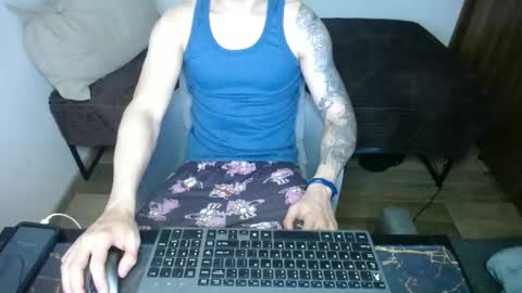 Snapshot of bossking019 chatting on 03-09-25, 02:07 bossking019 online show from 03-09-25, 02:07