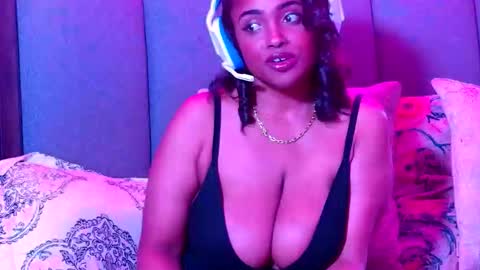 Snapshot of bossybella chatting on 02-16-26, 06:48 BossyBella online show from 02-16-26, 06:48