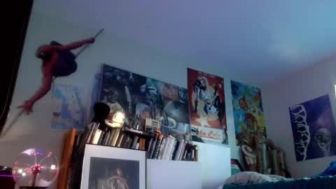 Snapshot of bottomboo7 chatting on 10-08-25, 12:03 Bottomboo7 online show from 10-08-25, 12:03