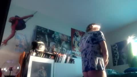 Snapshot of bottomboo7 chatting on 10-23-25, 12:04 Bottomboo7 online show from 10-23-25, 12:04