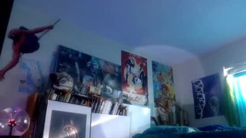 Snapshot of bottomboo7 chatting on 11-04-25, 01:10 Bottomboo7 online show from 11-04-25, 01:10