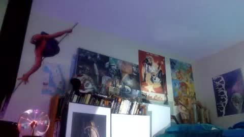 Snapshot of bottomboo7 chatting on 11-06-25, 01:23 Bottomboo7 online show from 11-06-25, 01:23