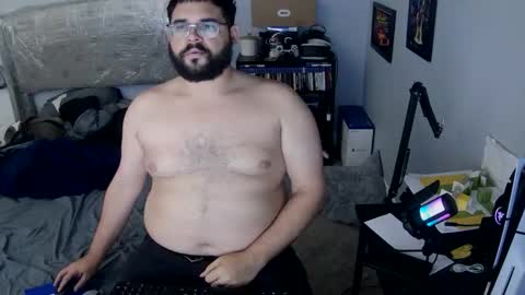 Snapshot of bottomman1990 chatting on 01-08-26, 03:53 uncutpr online show from 01-08-26, 03:53