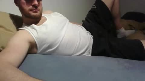 Snapshot of bottomtsinner chatting on 11-14-25, 11:35 bottomtsinner online show from 11-14-25, 11:35
