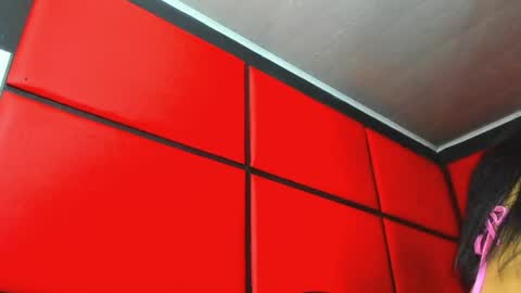 bouncing_bunnyxxx69 online show from 05-15-26, 04:30