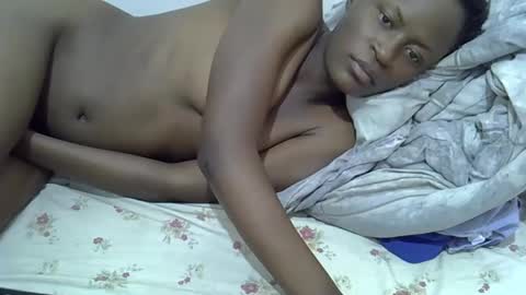 Snapshot of bouncy_vee chatting on 04-28-26, 11:15 bouncy_vee online show from 04-28-26, 11:15