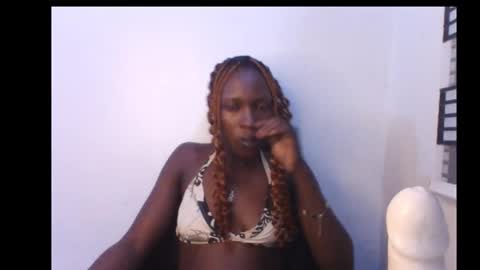 Snapshot of bouncybunnyxx chatting on 10-21-25, 06:41 bouncybunnyxx online show from 10-21-25, 06:41