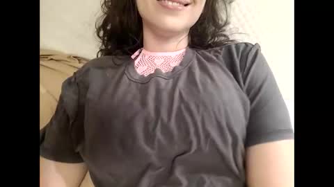 Snapshot of bouncyqueenmajesty chatting on 03-10-26, 06:02 Bouncy Queen Majesty online show from 03-10-26, 06:02