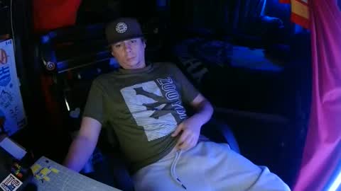 Bowerboi1217 online show from 11-25-25, 02:22