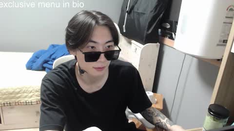 boxman556990 online show from 10-29-25, 12:35