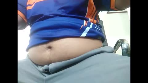 boy339342 online show from 05-10-26, 04:50