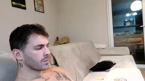 Snapshot of boy_aroundtheworld chatting on 10-29-25, 09:27 Dan online show from 10-29-25, 09:27