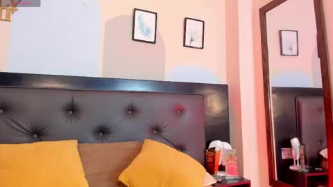 Snapshot of boy_mathew chatting on 05-09-26, 11:48 Mathew online show from 05-09-26, 11:48