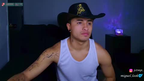 boy_nauthy online show from 10-17-25, 06:38