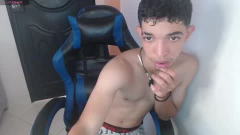 boy_slim07 online show from 09-13-25, 02:39