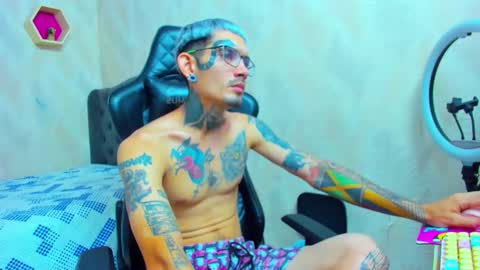 boy_tatto77 online show from 02-03-26, 05:07