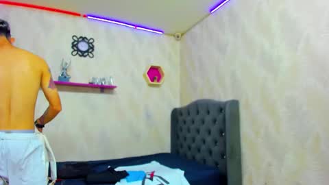 Snapshot of boy_tatto77 chatting on 02-19-26, 06:48 boy_tatto77 online show from 02-19-26, 06:48