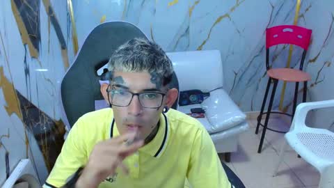 Snapshot of boy_tatto77 chatting on 03-16-26, 12:42 boy_tatto77 online show from 03-16-26, 12:42