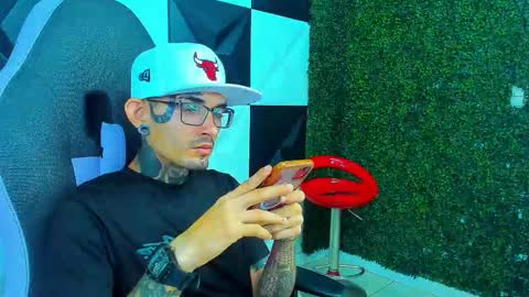 Snapshot of boy_tatto77 chatting on 03-22-26, 12:41 boy_tatto77 online show from 03-22-26, 12:41