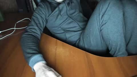 BoyApollon online show from 12-16-25, 06:51