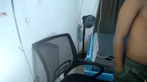 boyax16 online show from 02-06-25, 10:37