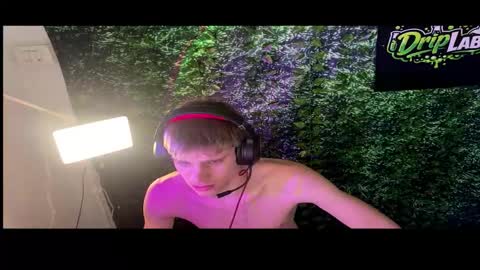 boyblondhetero online show from 02-10-26, 04:00