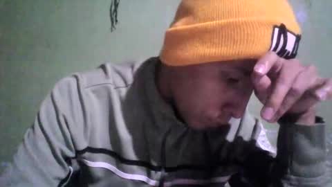 Snapshot of boycumlatino21 chatting on 01-05-25, 01:35 Boy online show from 01-05-25, 01:35